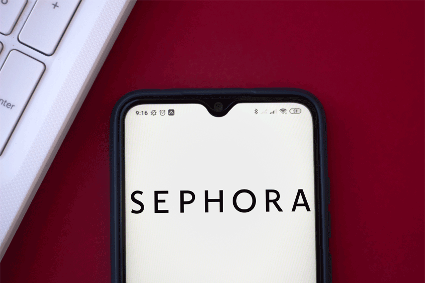 UI of Sephora Virtual Artist with three phones showing different functions.